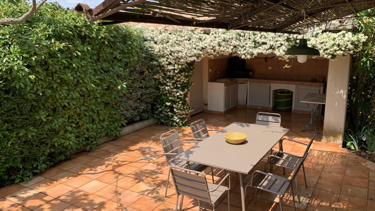 Photo of Outdoor in Eygalieres