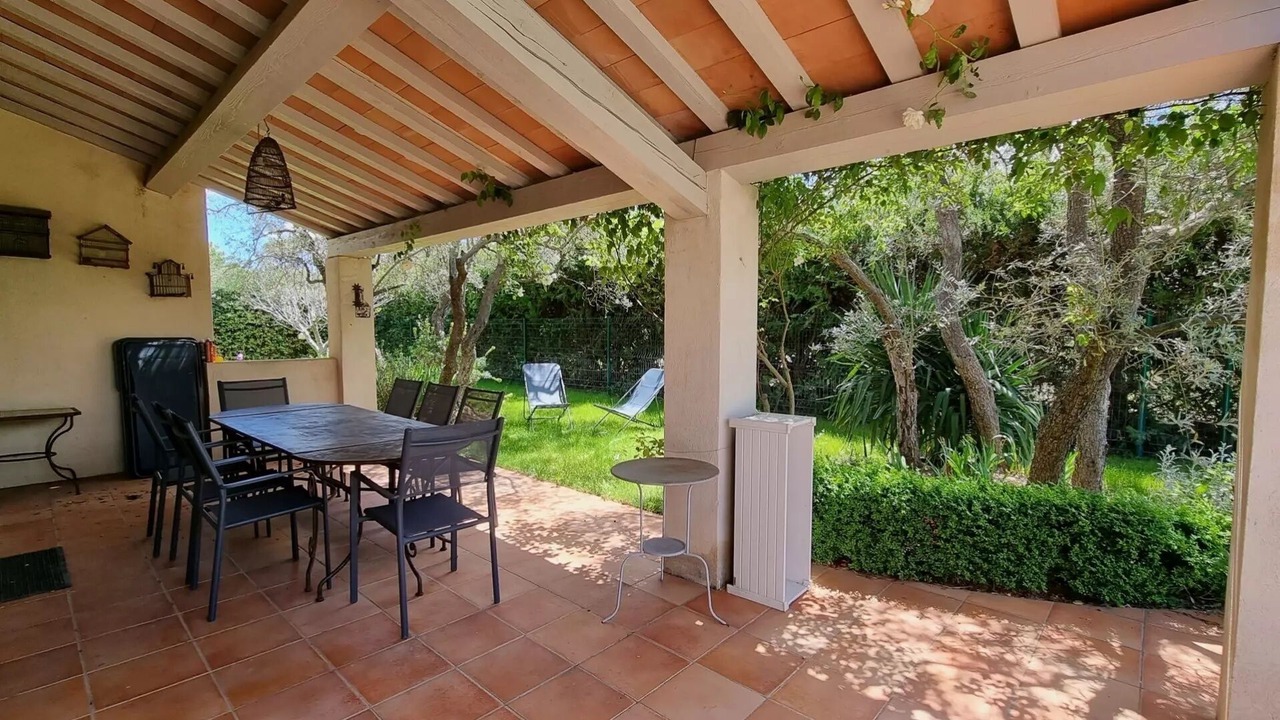 Photo of Outdoor in Eygalieres