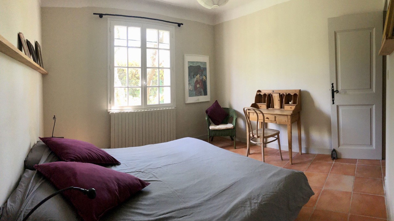 Photo of Bedroom in Eygalieres