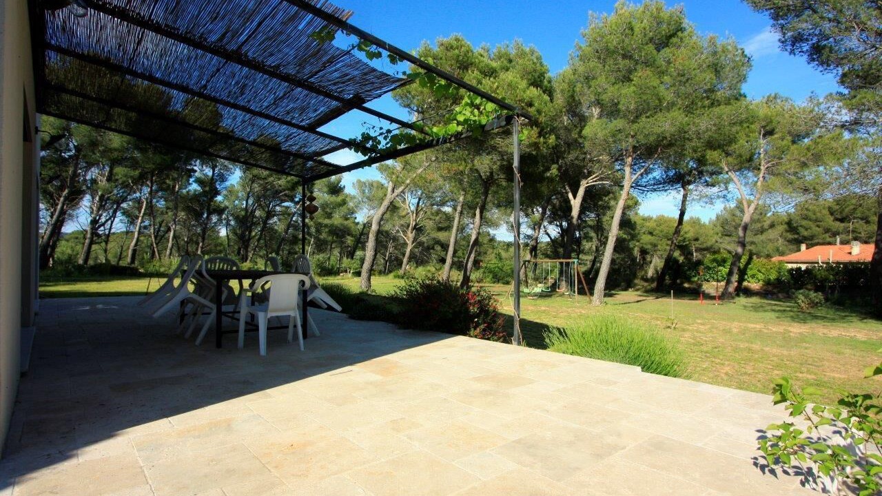 Photo of Outdoor in Lambesc
