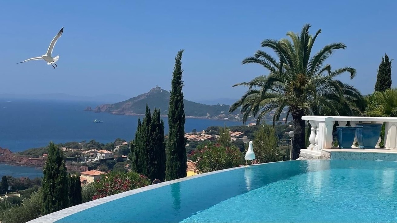 Photo of Outdoor in Antheor