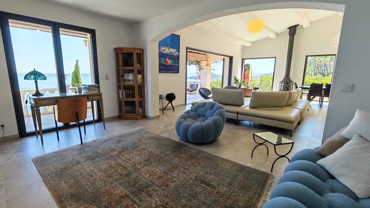 Photo of Livingroom in Antheor