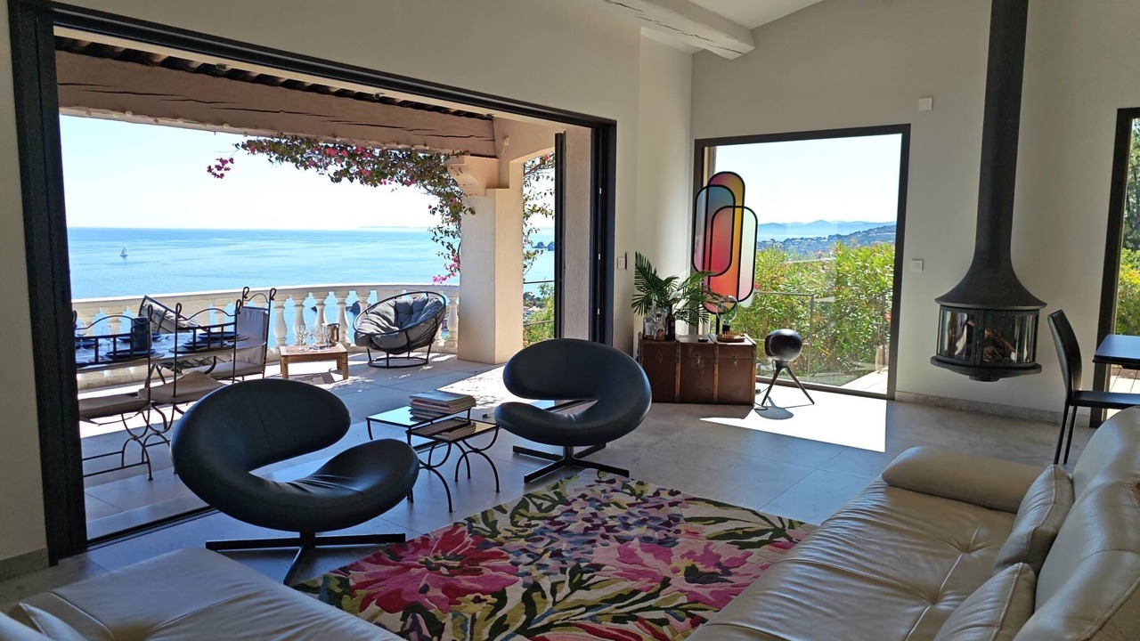 Photo of Livingroom in Antheor