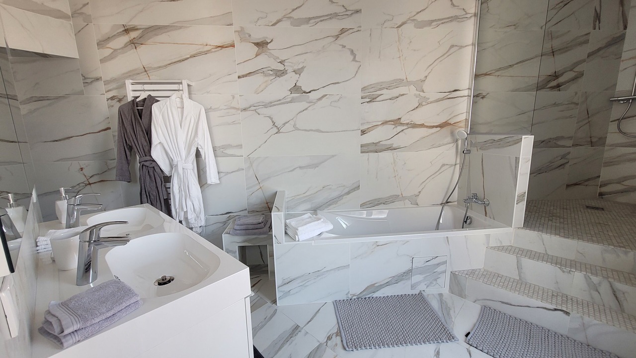 Photo of Bathroom in Thiers