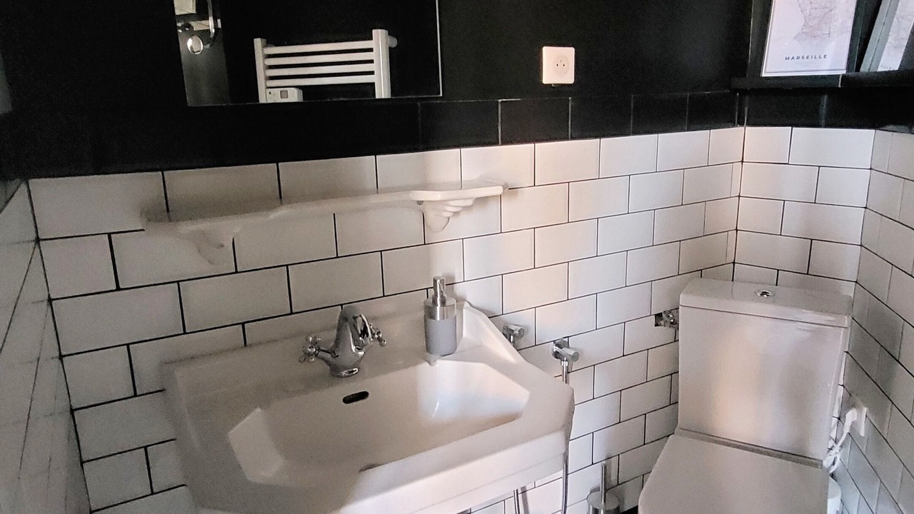 Photo of Bathroom in Thiers