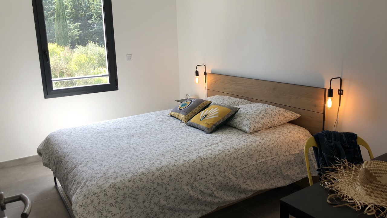 Photo of Bedroom in Eguilles