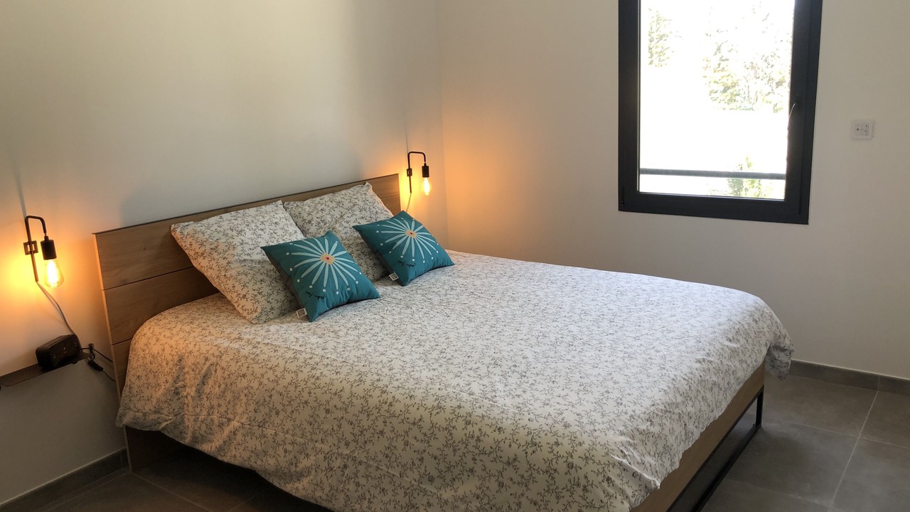 Photo of Bedroom in Eguilles