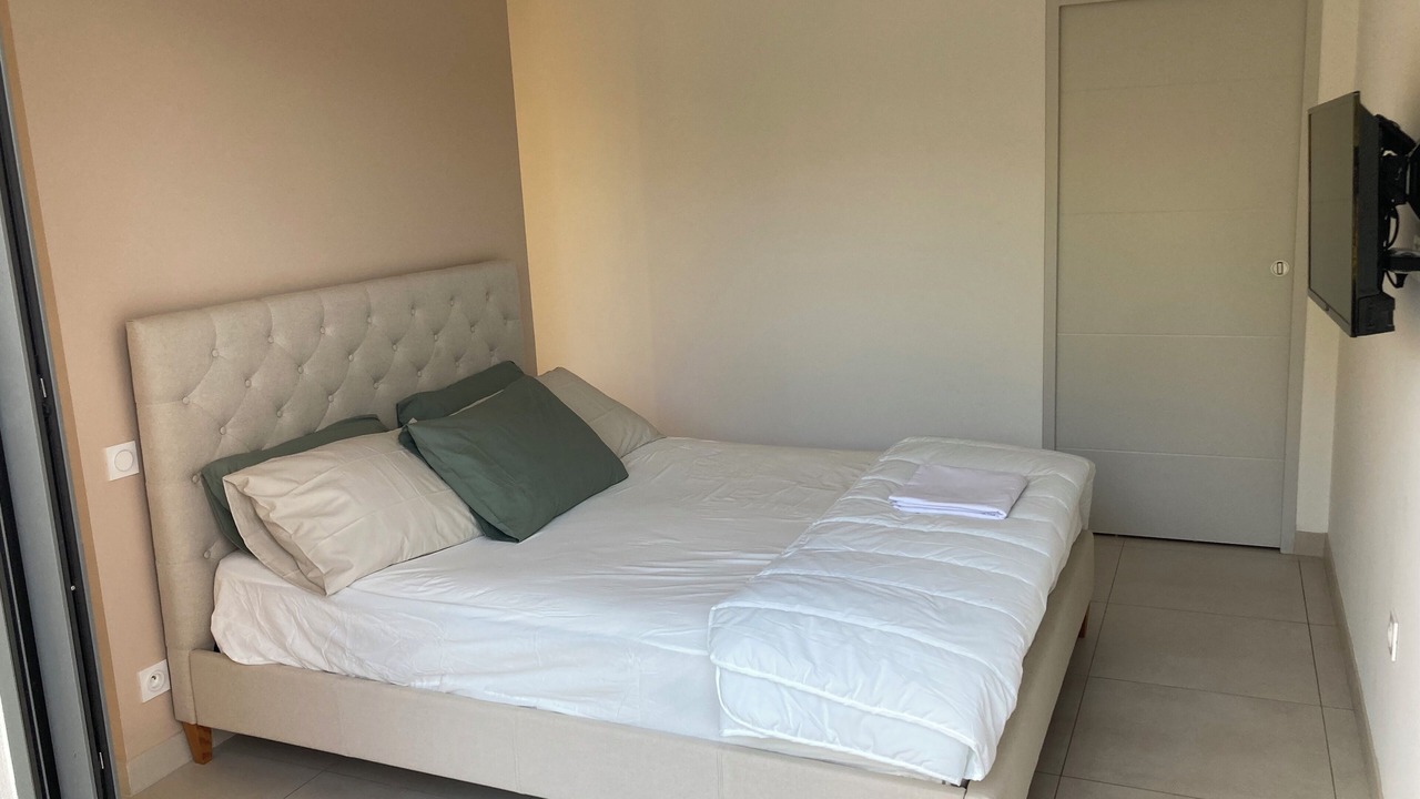 Photo of Bedroom in Russan