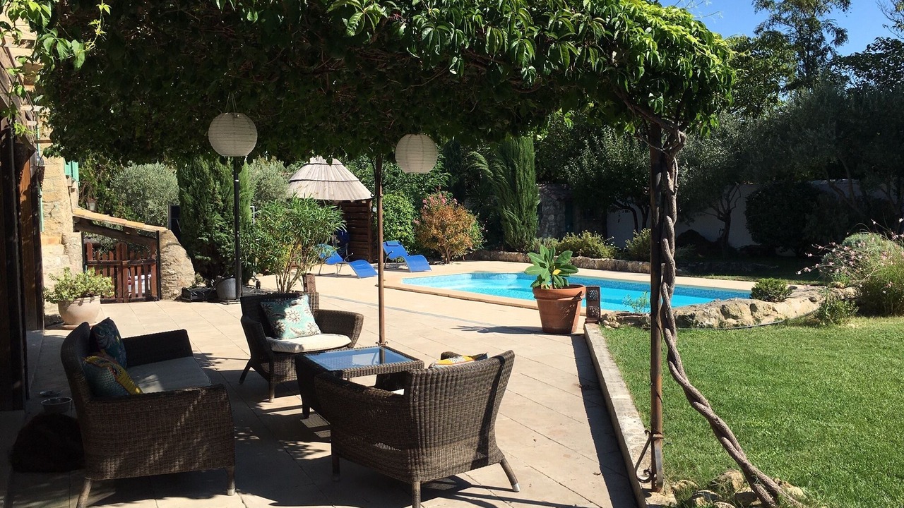 Photo of Outdoor in Lambesc