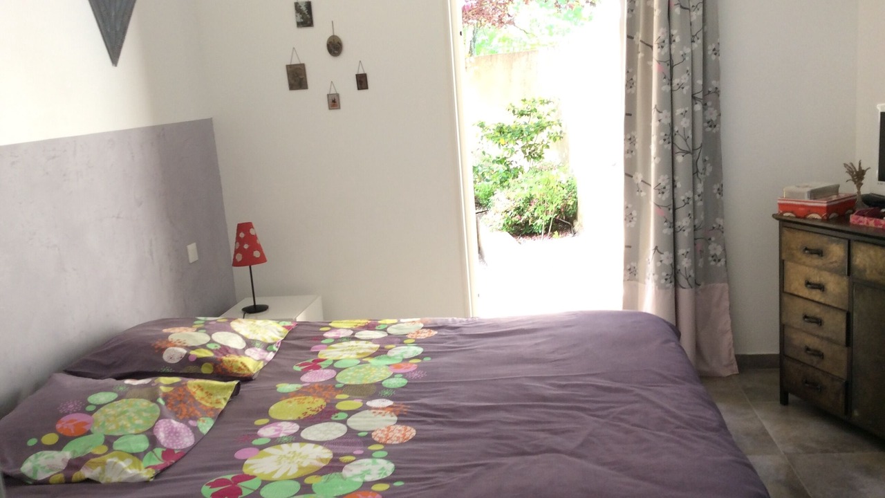 Photo of Bedroom in Lambesc