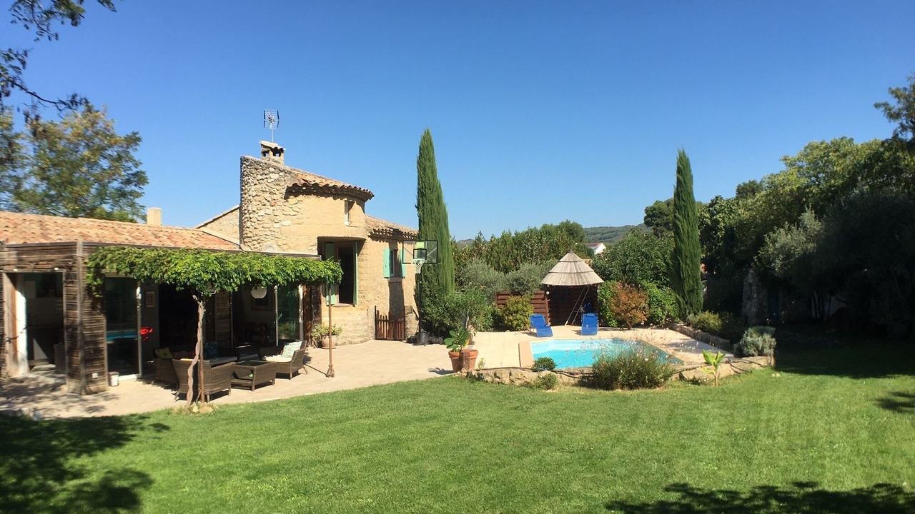 Photo of Outdoor in Lambesc