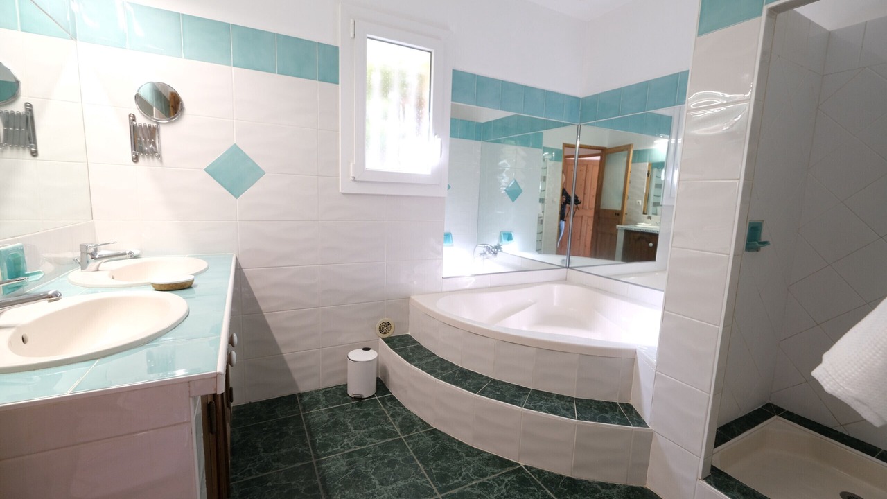 Photo of Bathroom in Mouries