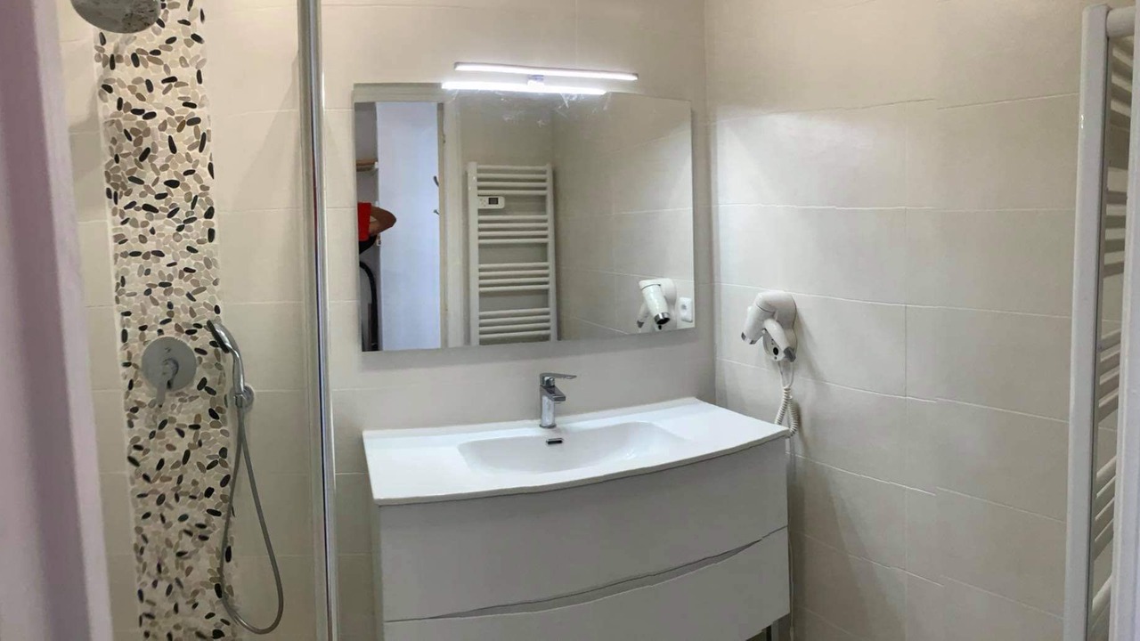 Photo of Bathroom in Menpenti