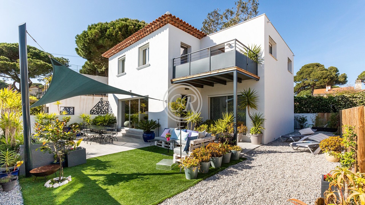 Photo of Outdoor in Hyeres