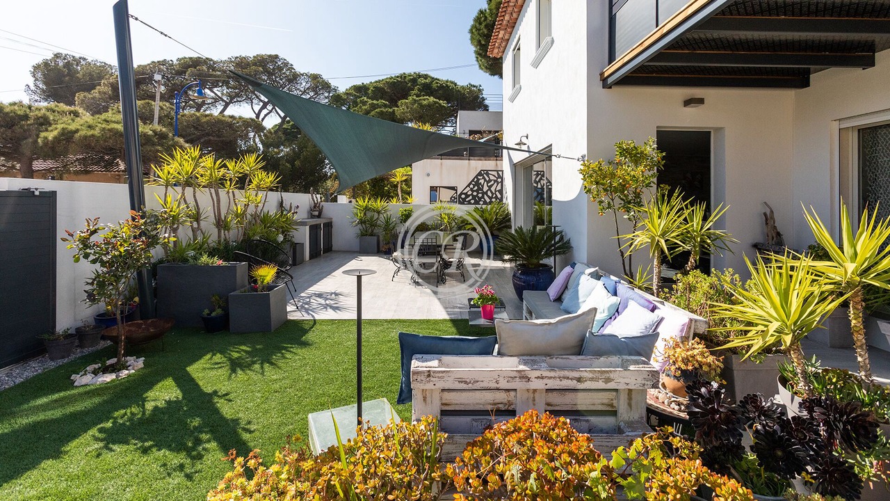 Photo of Outdoor in Hyeres
