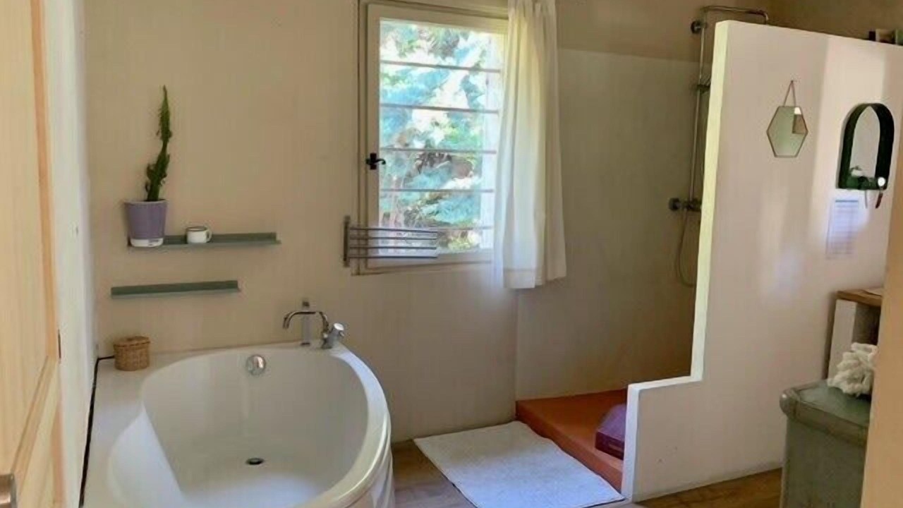 Photo of Bathroom in Robion
