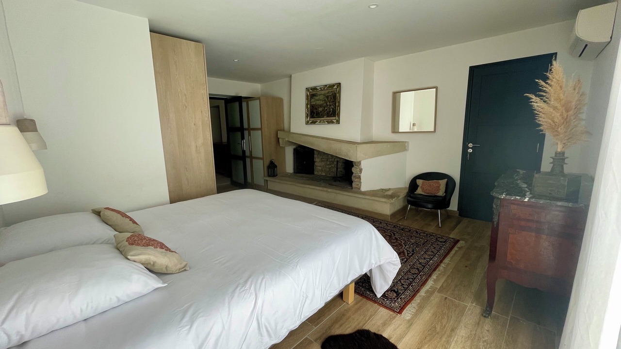 Photo of Bedroom in Le Cres