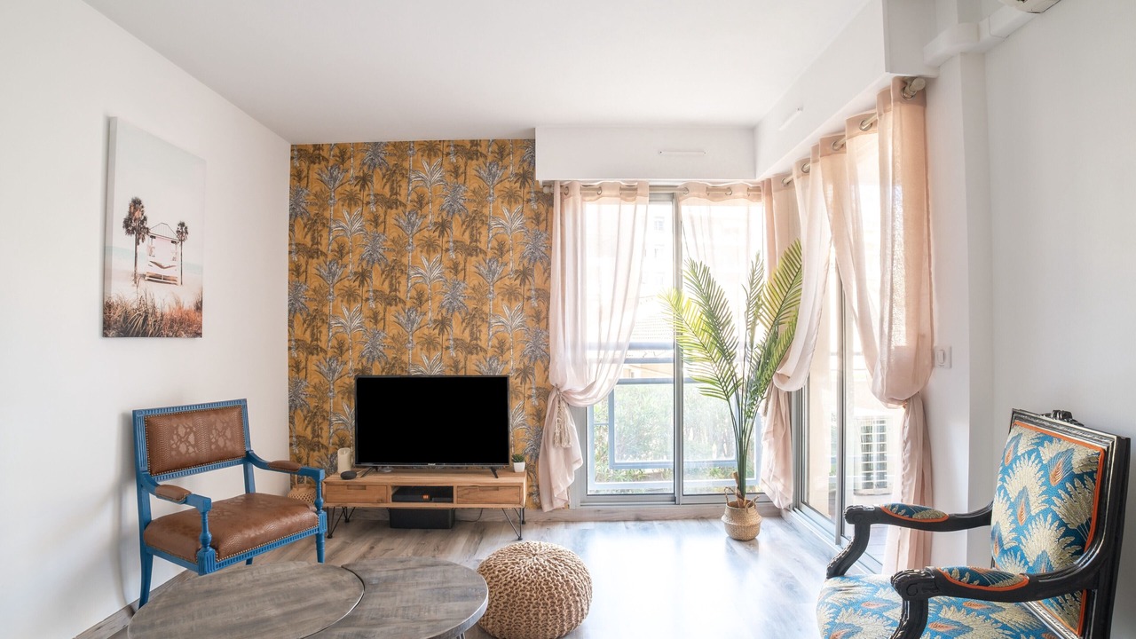 Photo of Livingroom in Prado - Republique