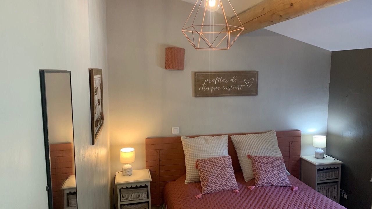 Photo of Bedroom in Eygalieres