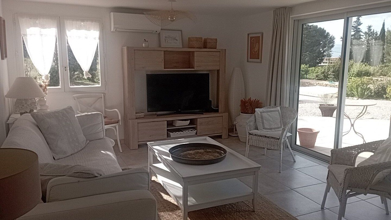 Photo of Livingroom in Ceyreste