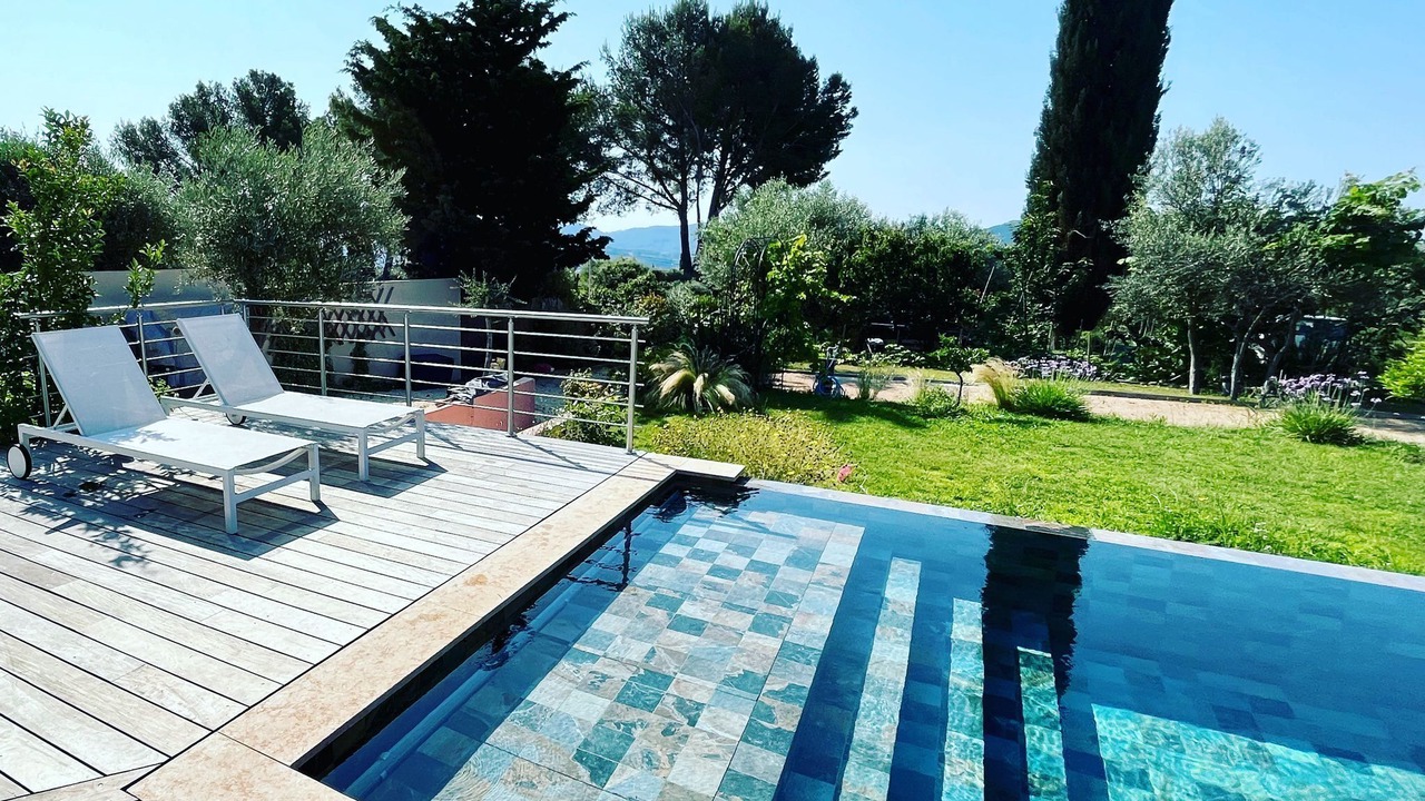 Photo of Outdoor in La Cadiere-d'Azur