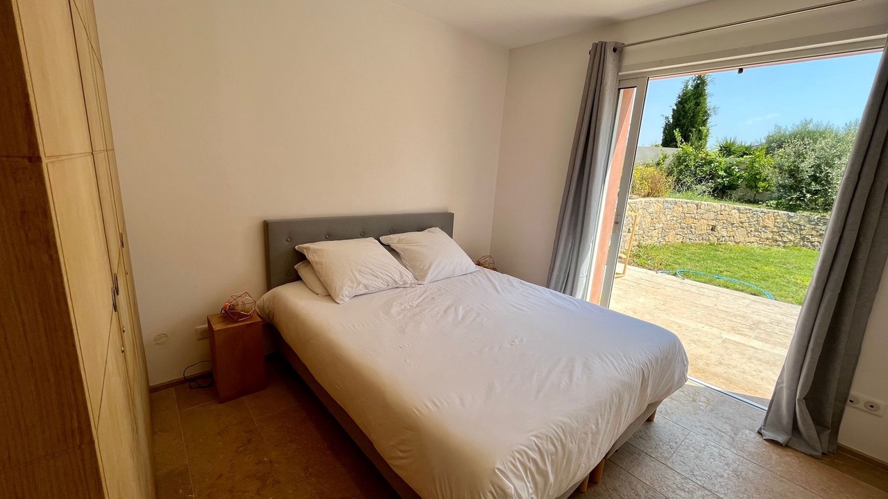 Photo of Bedroom in La Cadiere-d'Azur