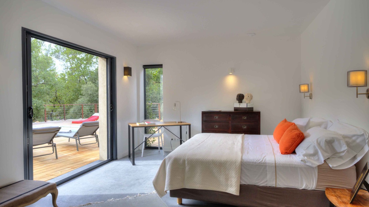 Photo of Bedroom in Sillans-la Cascade
