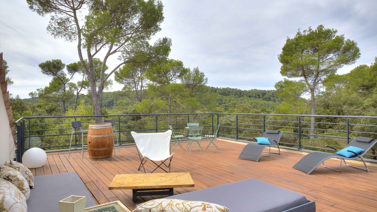 Photo of Patio Balcony in Sillans-la Cascade