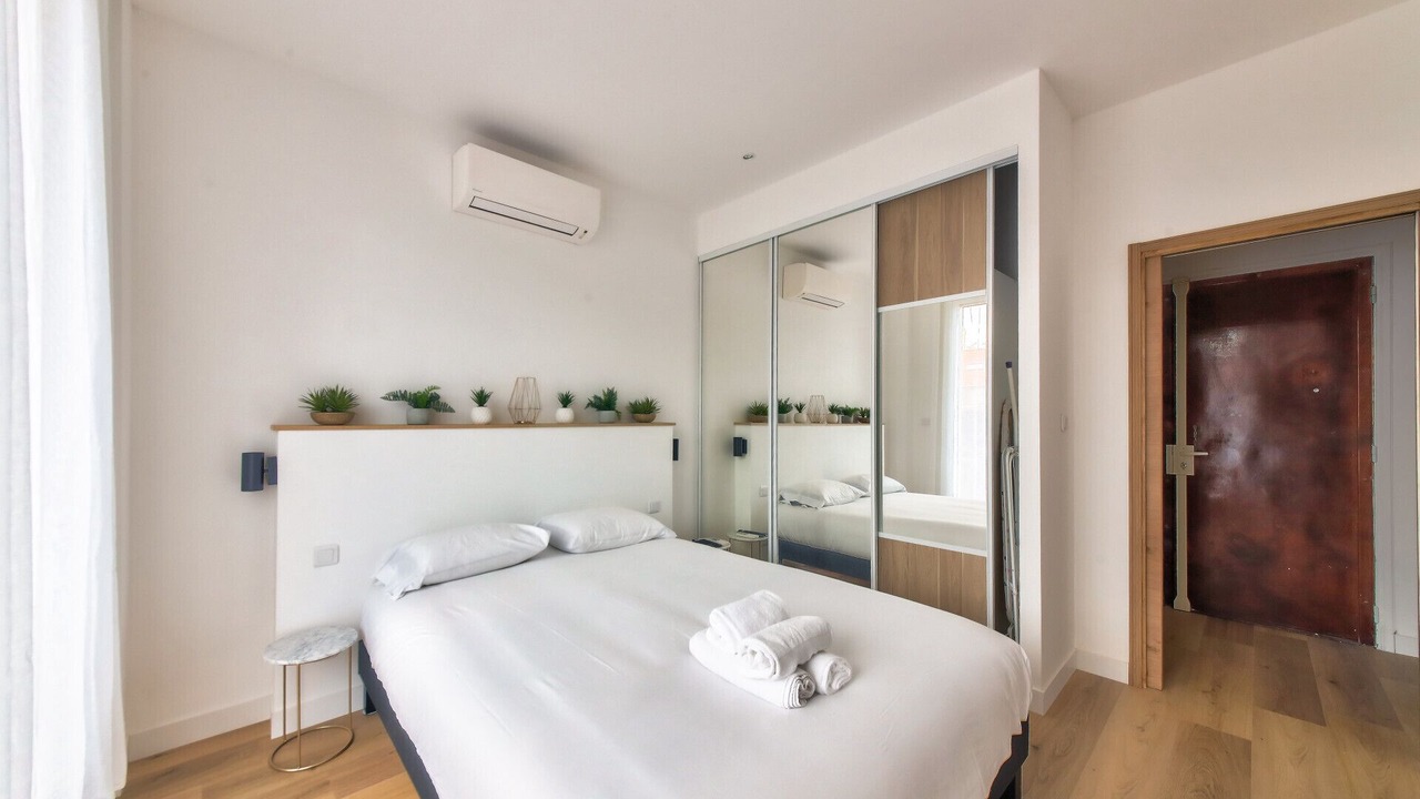 Photo of Bedroom in Lodi
