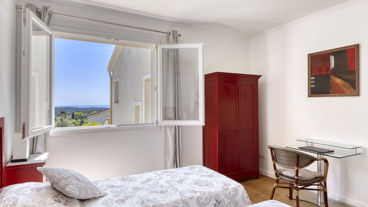 Photo of Bedroom in Le Rouret
