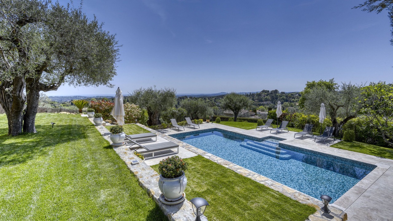 Photo of Outdoor in Le Rouret