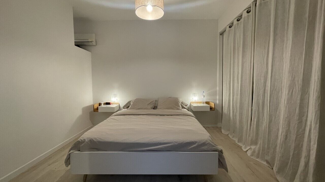Photo of Bedroom in Faubourg