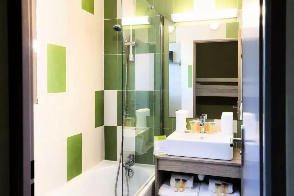 Photo of Bathroom in Arles