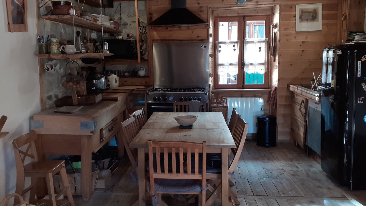 Photo of Kitchen in Allos