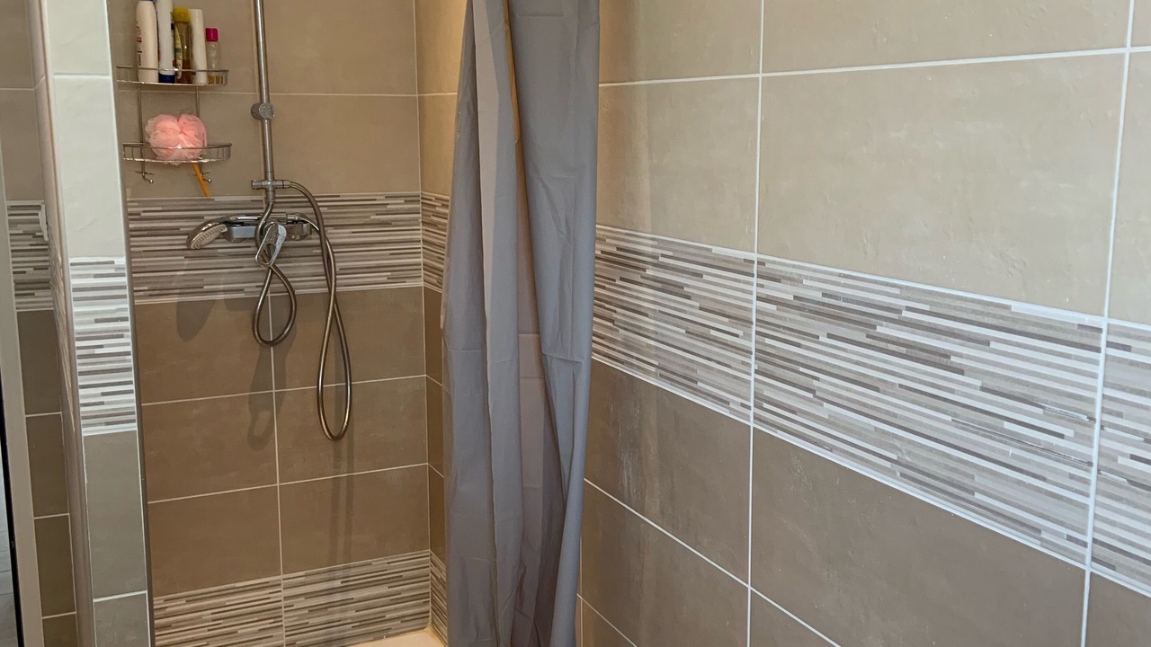 Photo of Bathroom in Sillans-la Cascade