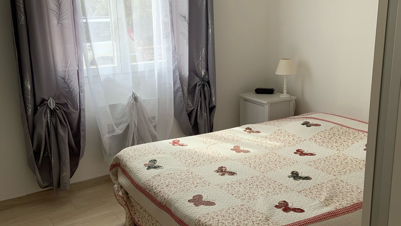 Photo of Bedroom in Sillans-la Cascade