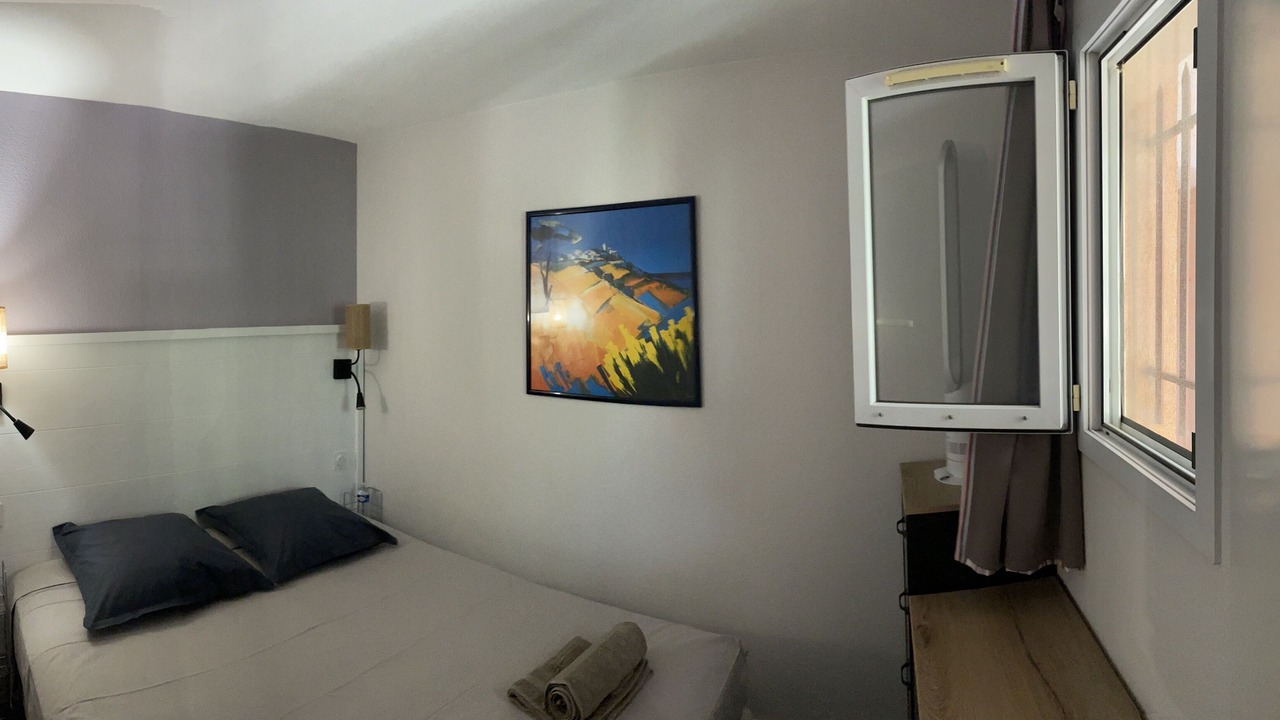 Photo of Bedroom in Giens