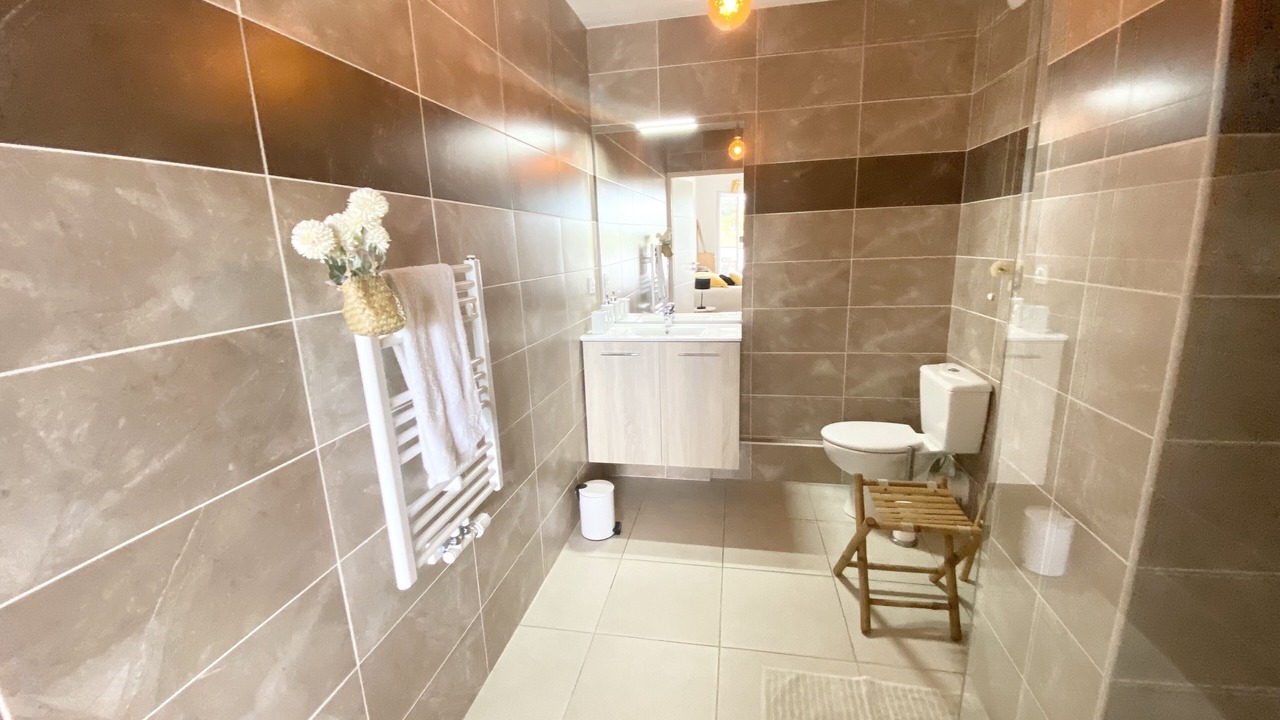 Photo of Bathroom in Roquevaire