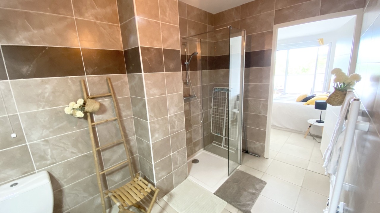 Photo of Bathroom in Roquevaire