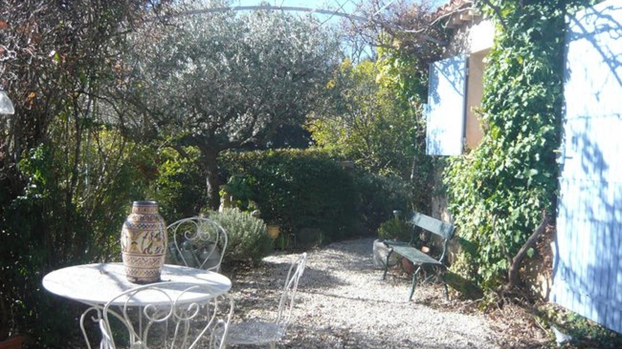 Photo of Outdoor in Cucuron
