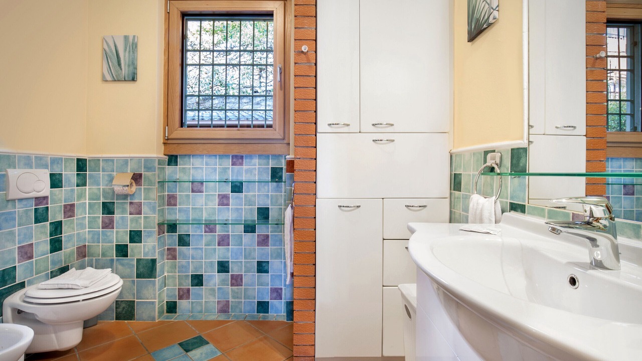 Photo of Bathroom in Torri del Benaco
