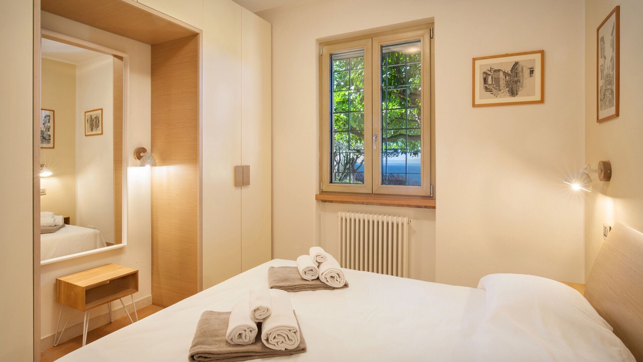 Photo of Bedroom in Torri del Benaco