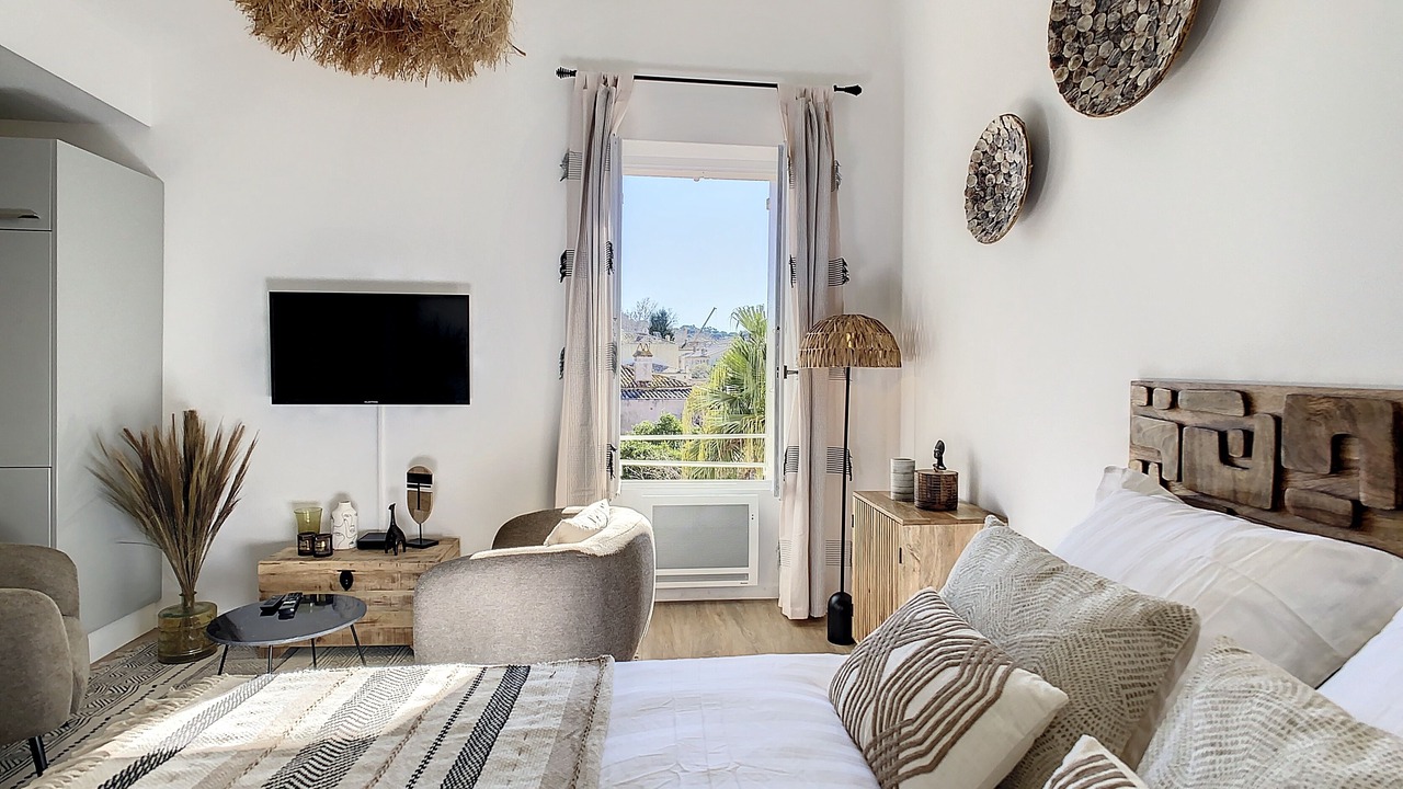 Photo of Bedroom in Saint-Tropez City Centre