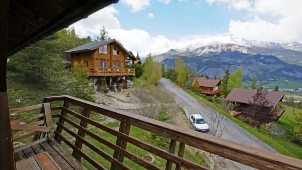 Photo of Outdoor in Enchastrayes