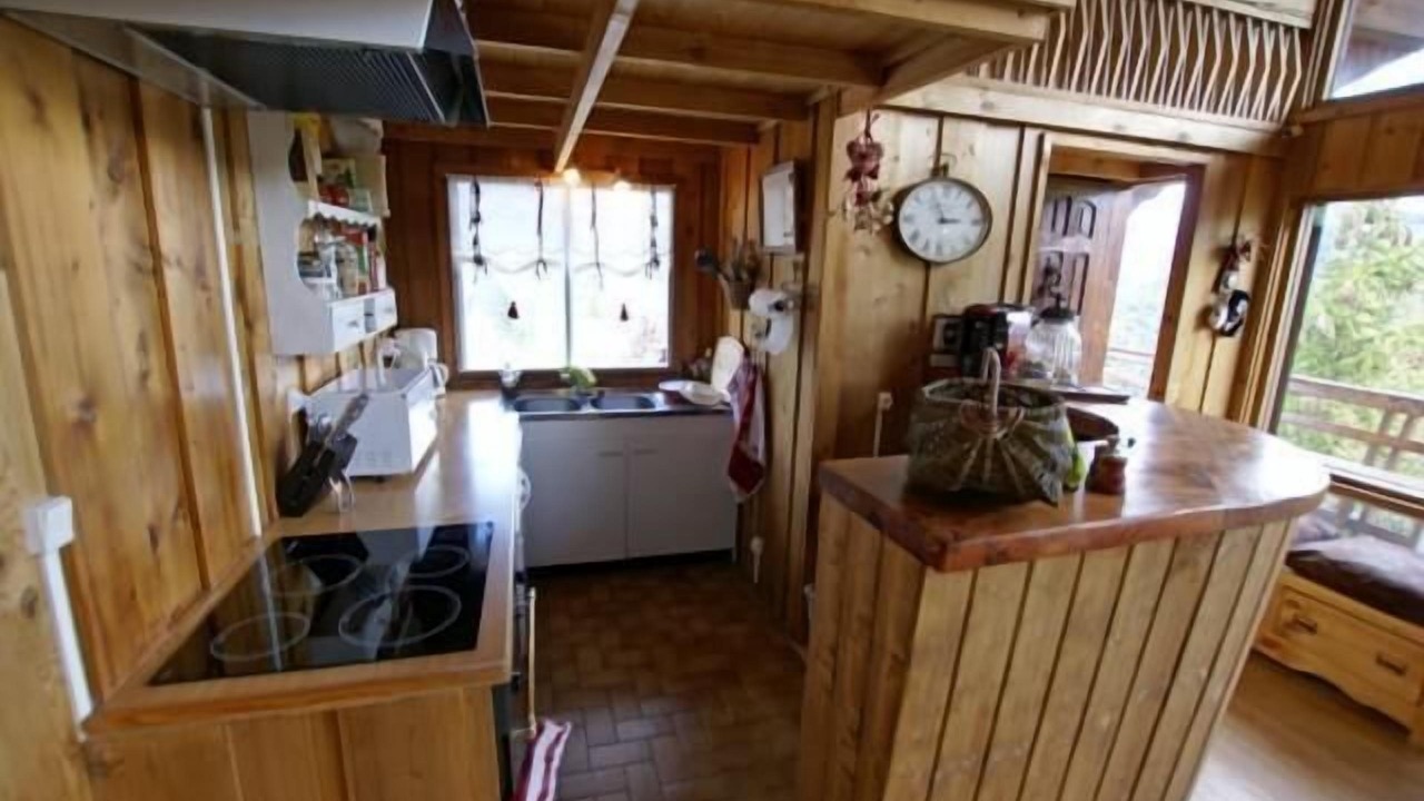 Photo of Kitchen in Enchastrayes