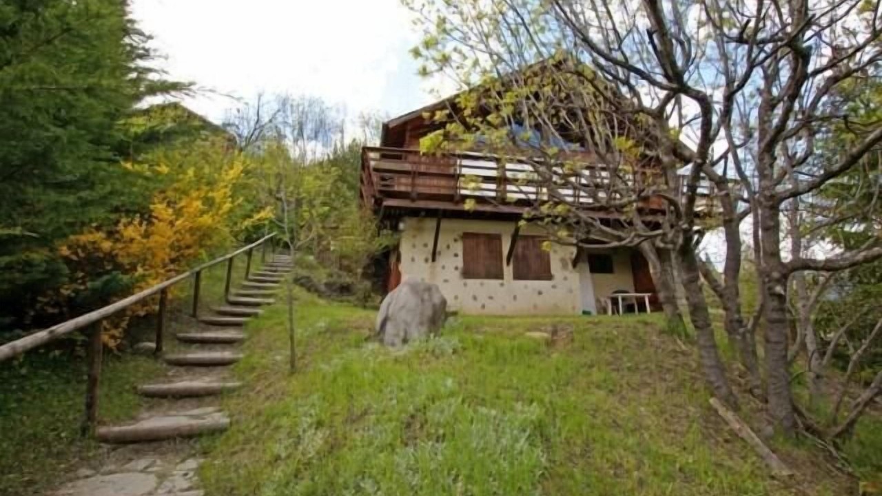 Photo of Outdoor in Enchastrayes