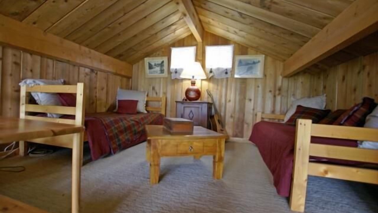 Photo of Bedroom in Enchastrayes