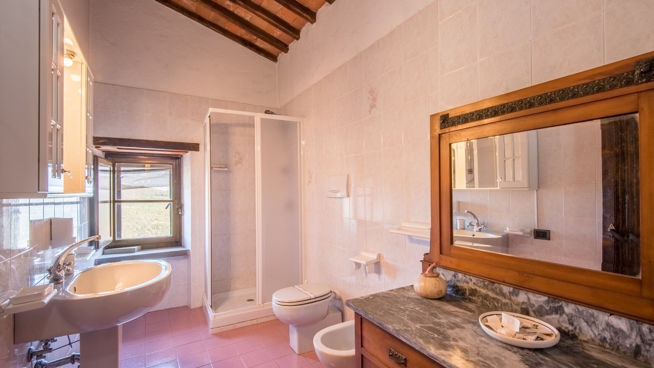 Photo of Bathroom in Rosennano