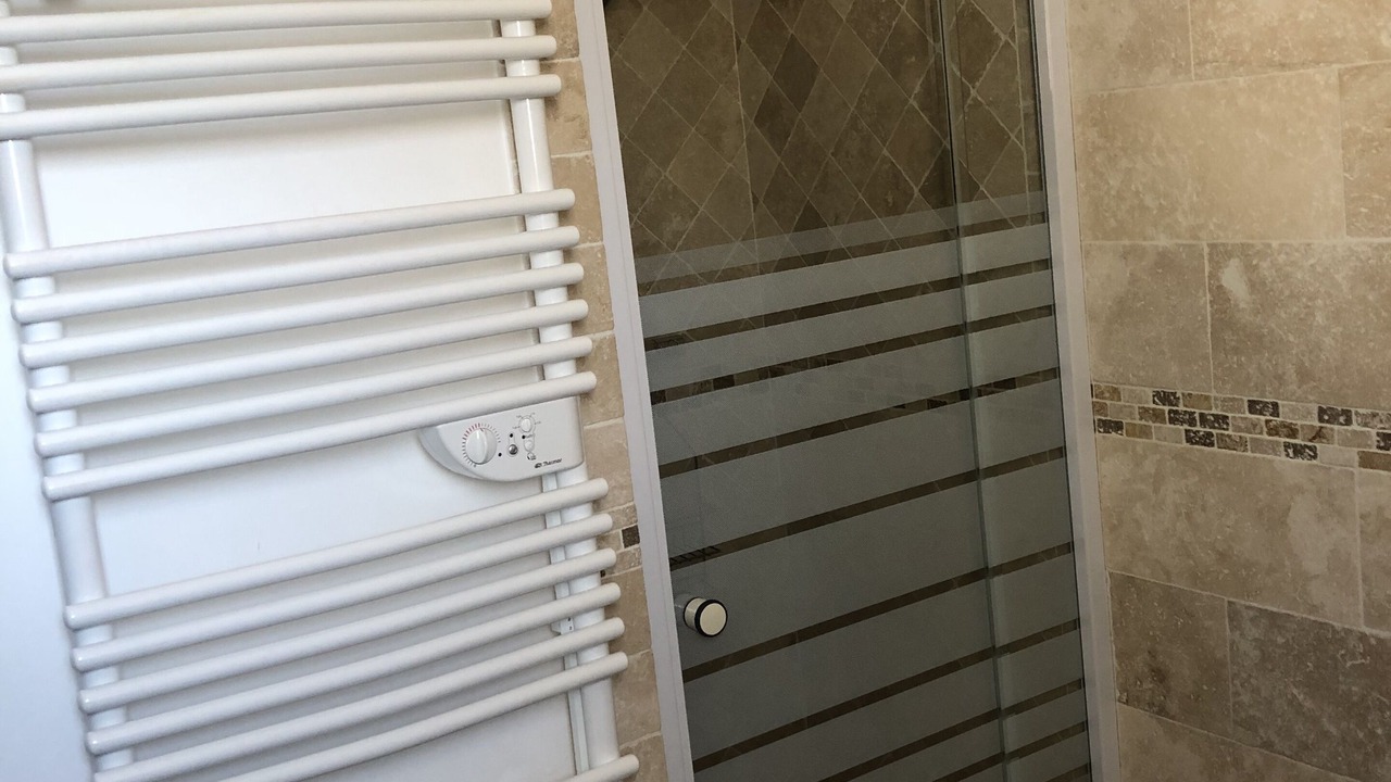 Photo of Bathroom in Entrepierres