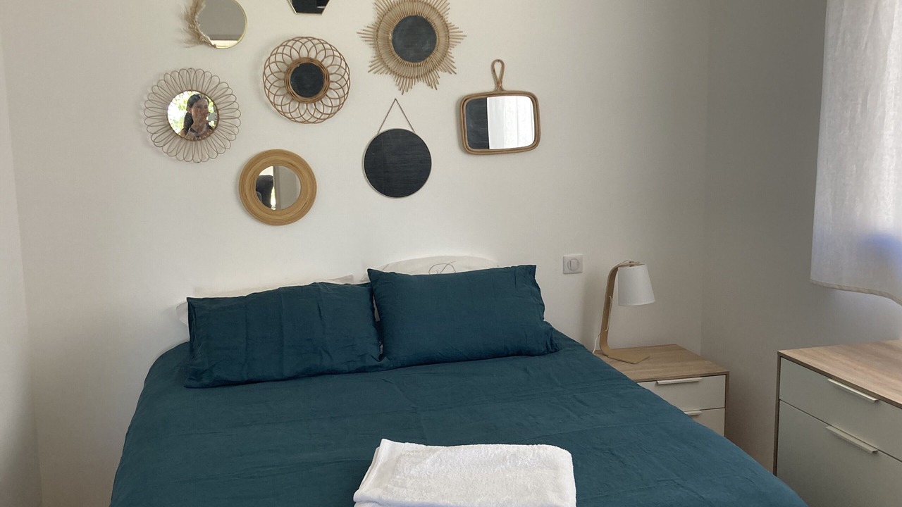 Photo of Bedroom in Eguilles